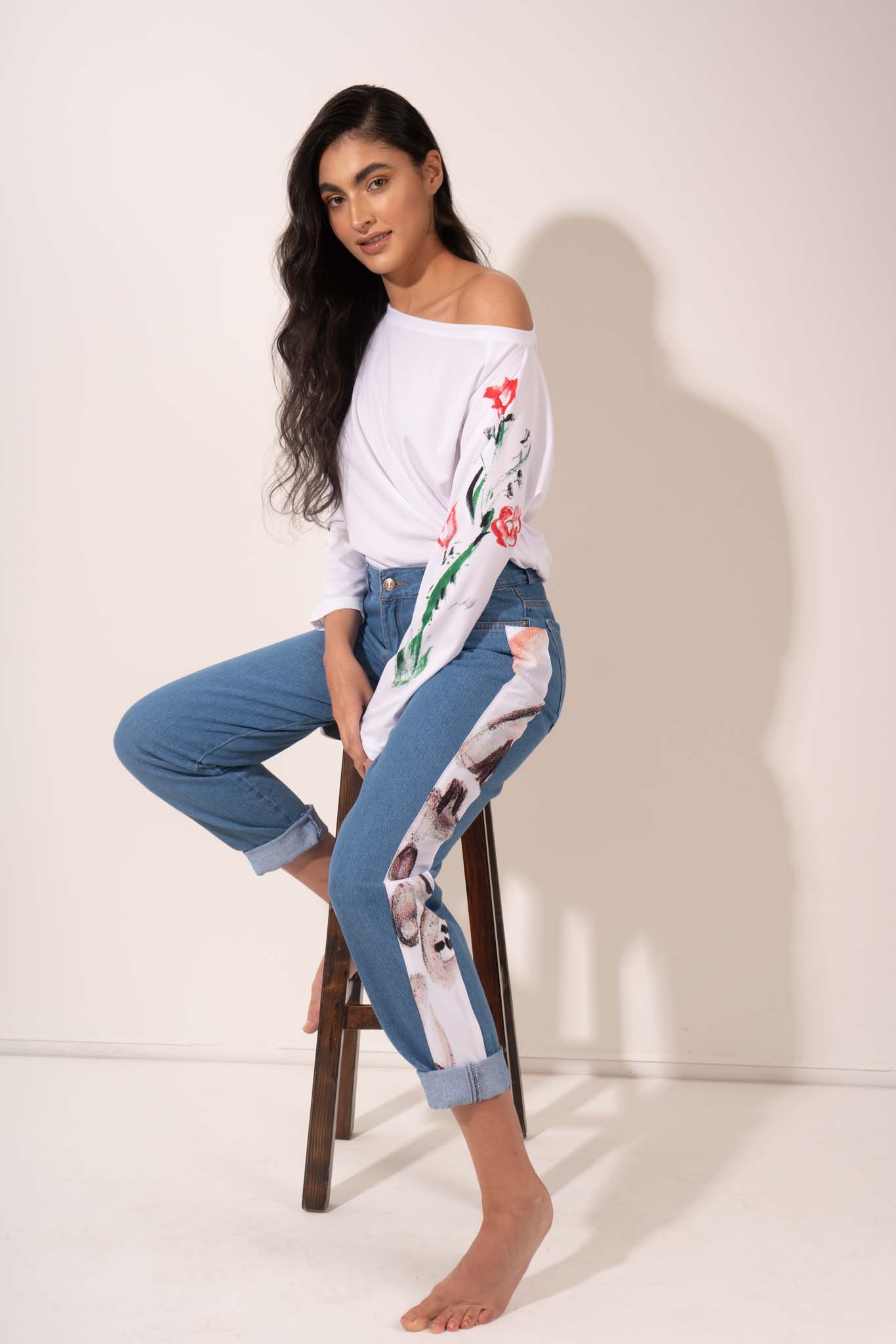 JEANS - Art: Geografías traviesas
