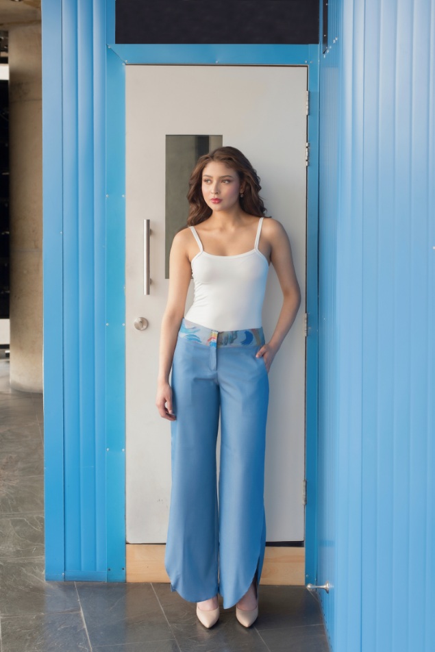 ROUND-LEG PANTS